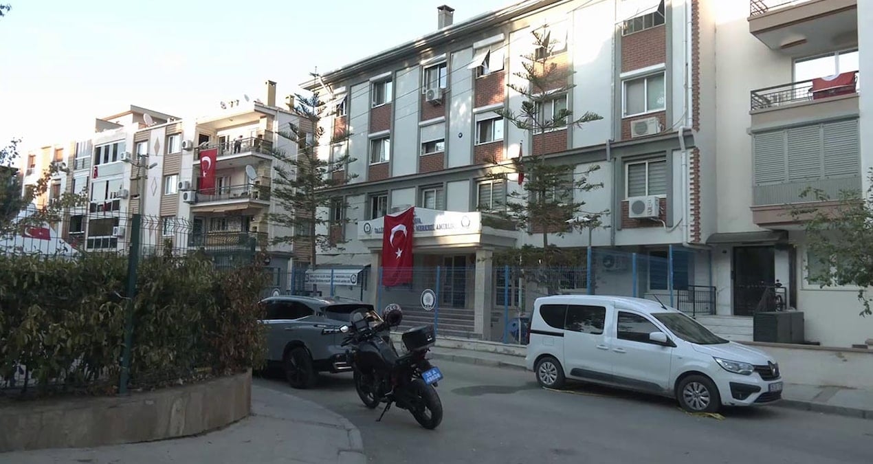 iki polisin sehit oldugu saldirida sorusturma genisliyor 4 ilde 9 gozalti yapildi wUa7MYkT