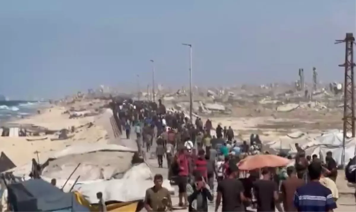 gazzede ateskes sonrasi filistinliler evlerine donmeye basladi AnG2rtyL