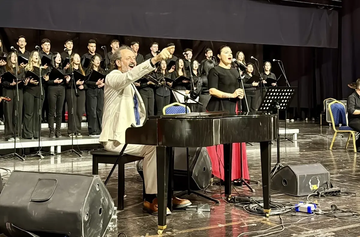 kirsehirde kim var sanat etkinligi duzenlendi MJSHKc4I.jpg