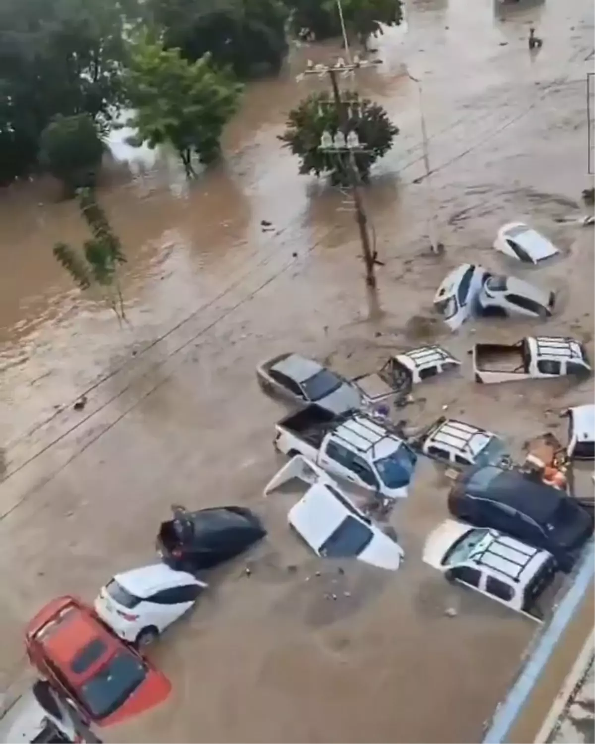 meksikada siddetli yagislar nedeniyle olu sayisi 47ye yukseldi POEIbSh9.jpg