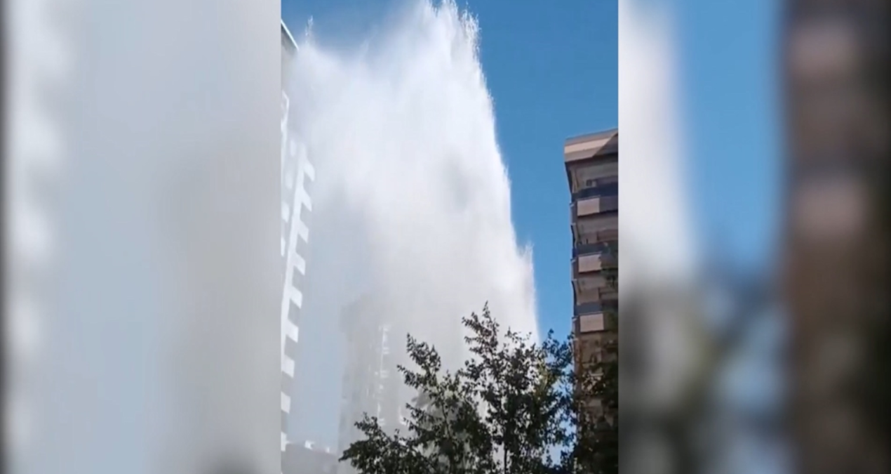 sanliurfada boru patladi su metrelerce yuksege fiskirdi ZReSHMFx