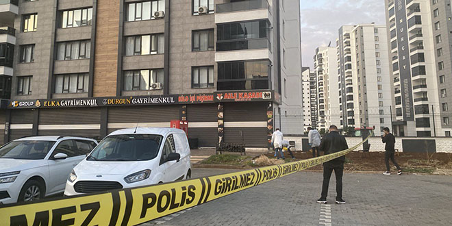 diyarbakirda iki grup arasinda cikan silahli kavgada 2 kisi oldu JzHGwmDt.jpg