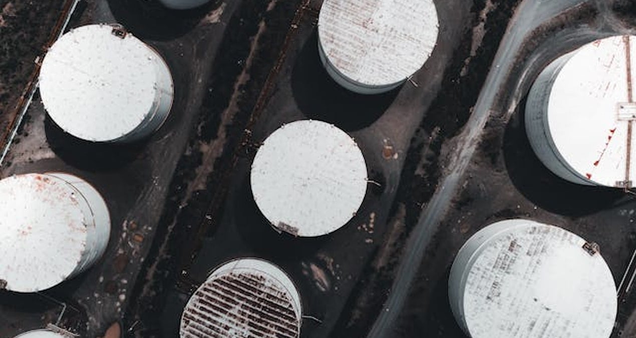 İran’ın Petrol Stokları Tehlikede: Sadece 14 Gün Kaldı