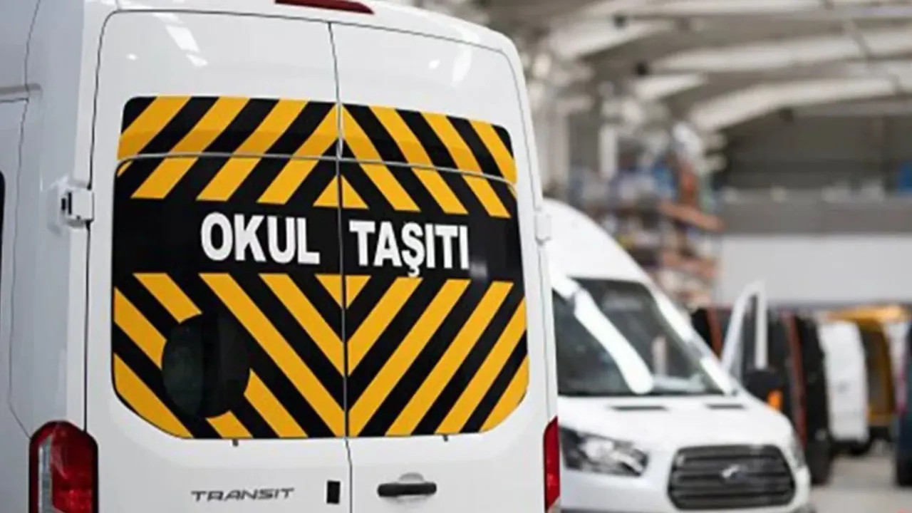 ogrenci-guvenligi-icin-alarm-eskisehirde-servis-ve-okul-cevrelerine-siki-denetim-dcWJun4E